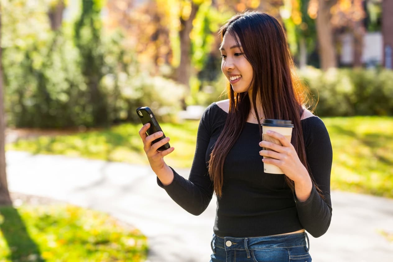 Offer comparison in RMB terms.