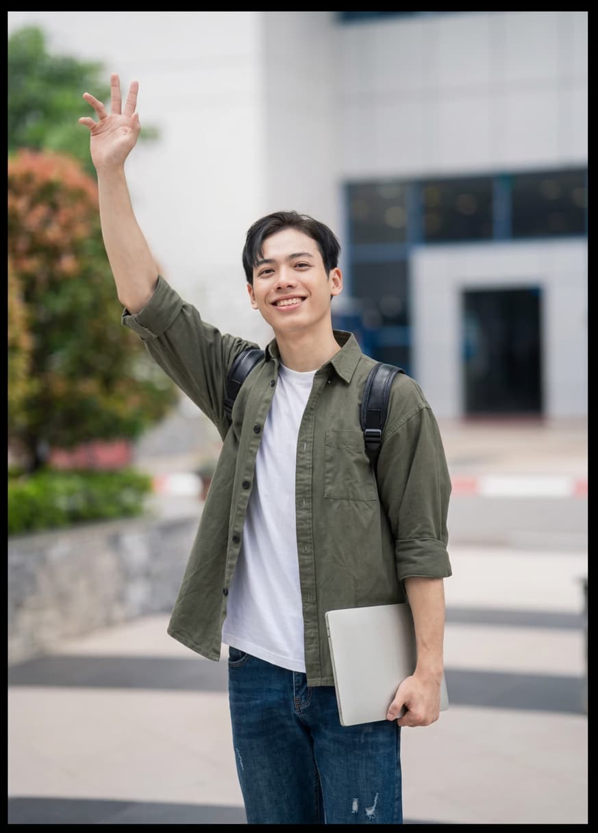 Steps for Hong Kong students — Study abroad laptop outdoors.